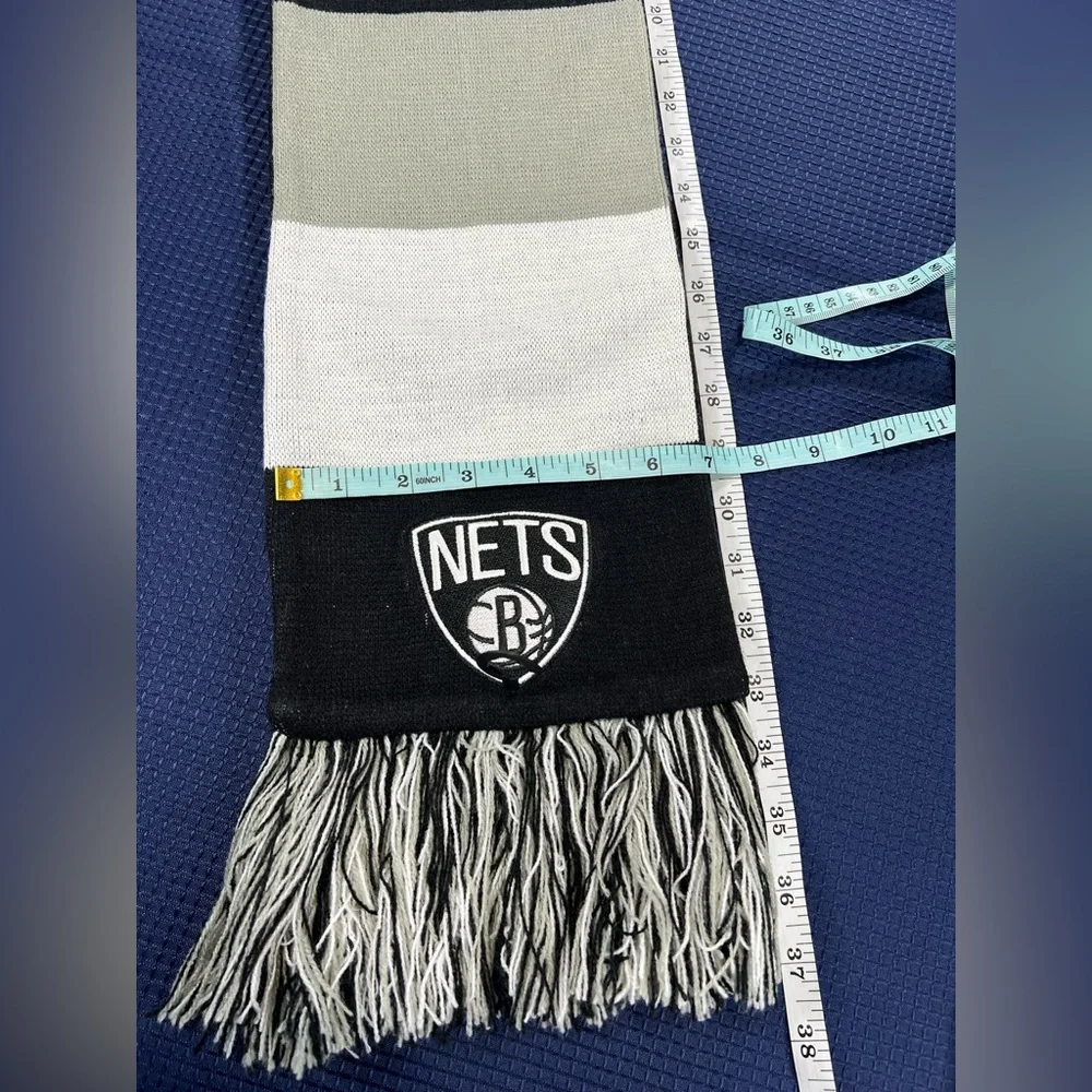 47 Brand Brooklyn Nets Basketball Black and Gray Scarf